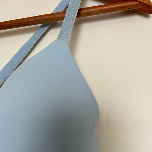 Victoria secret t-shirt lightly lined ireless bra - Picture 2 of 6